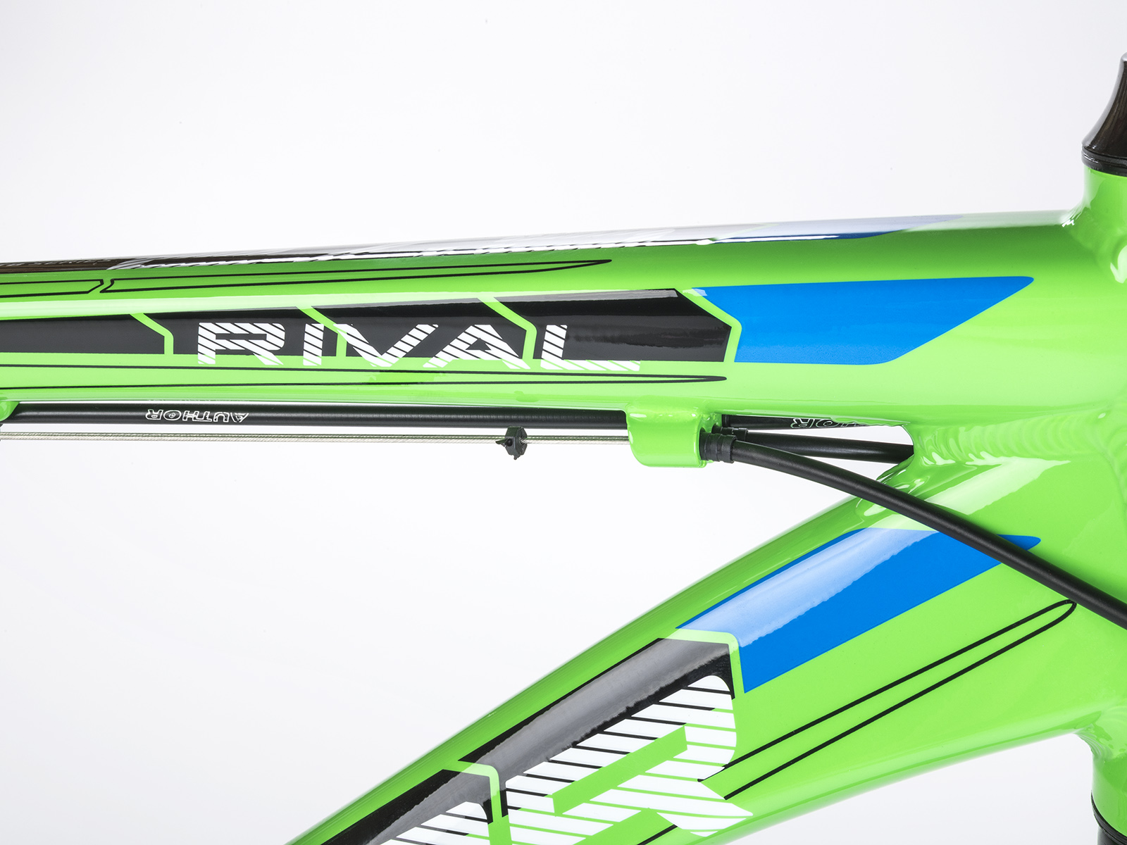 rival 2020 aut0903 viewde